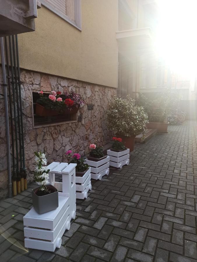 Stanza Maggiore Parma Exteriér fotografie